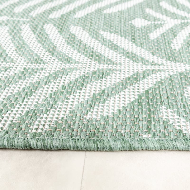 Round Outdoor Rug - Summer Leaves Green