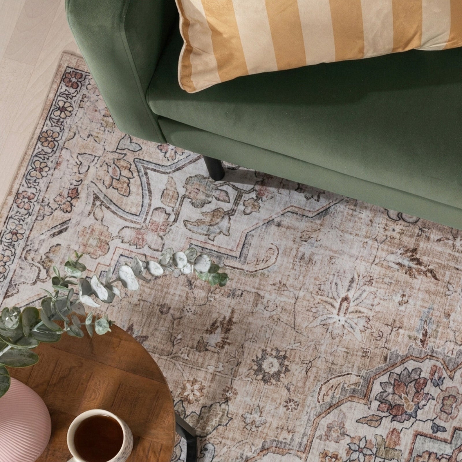 Oriental Rug - Leyla Medallion Taupe
